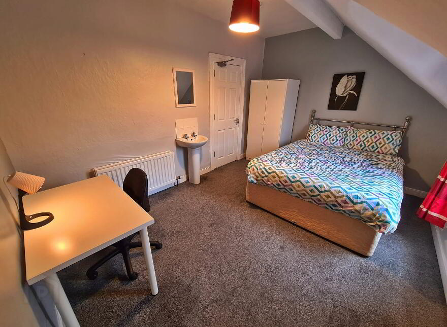 House For Rent, 9 Chadwick St, Belfast, BT9 7FB