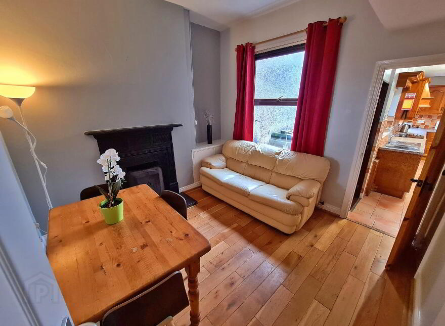 House For Rent, 9 Chadwick St, Belfast, BT9 7FB