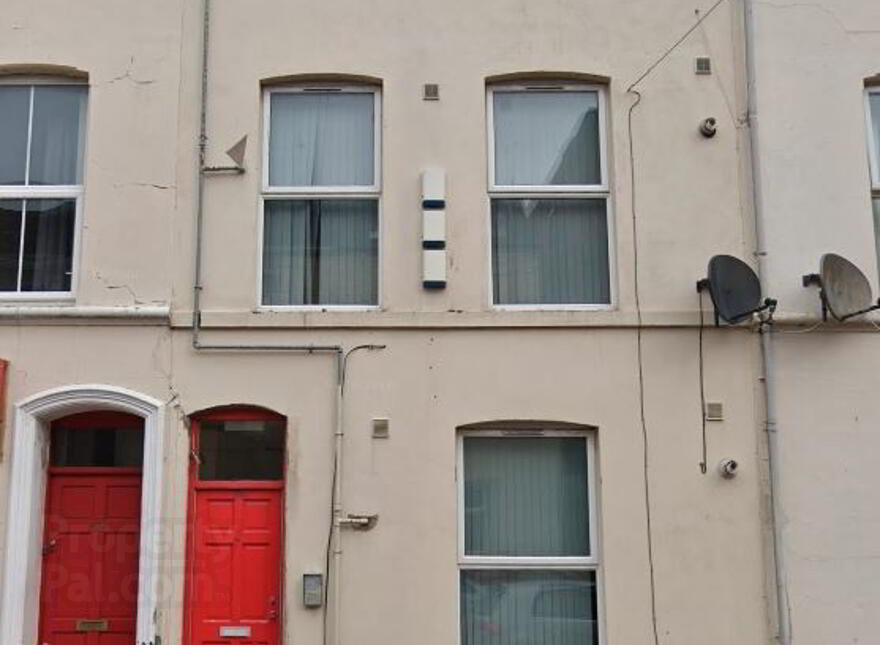 Two Great Apartments, 34 Magdala Street, Botanic Queens Quarter, Belfast, BT7 1PU photo