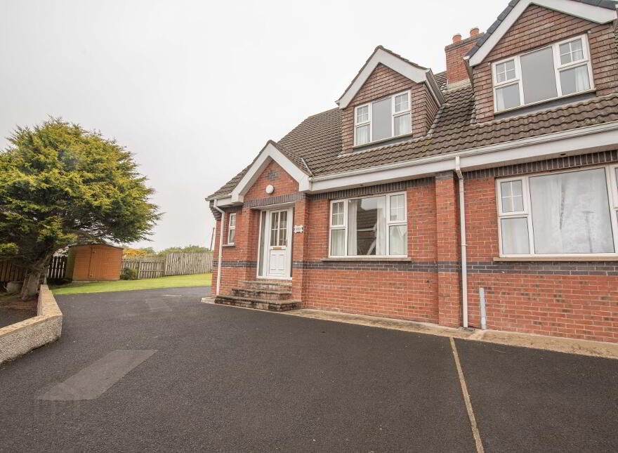 8 Lissadell Grove, Portstewart, BT55 7FB