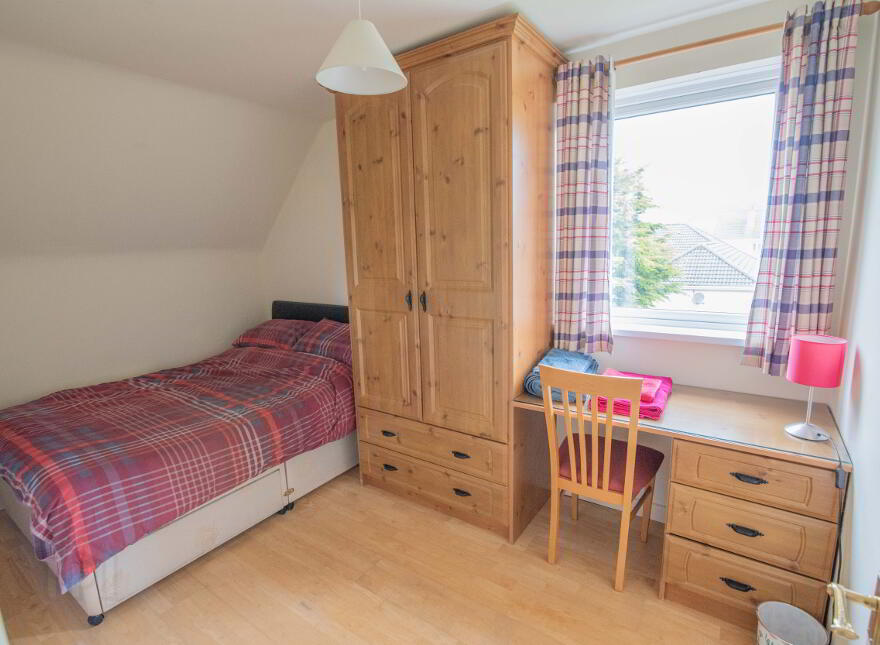 8 Lissadell Grove, Portstewart, BT55 7FB