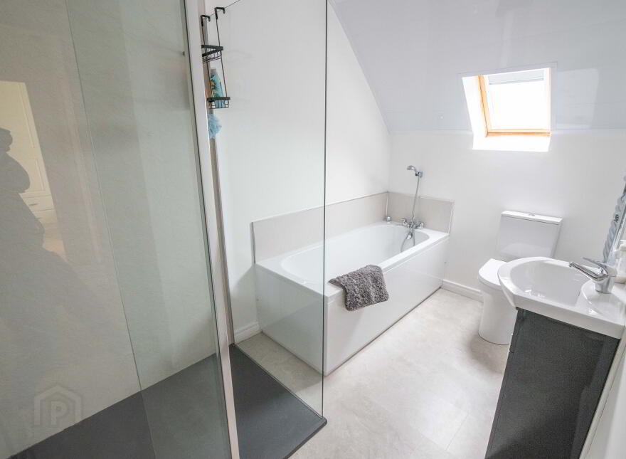 8 Lissadell Grove, Portstewart, BT55 7FB
