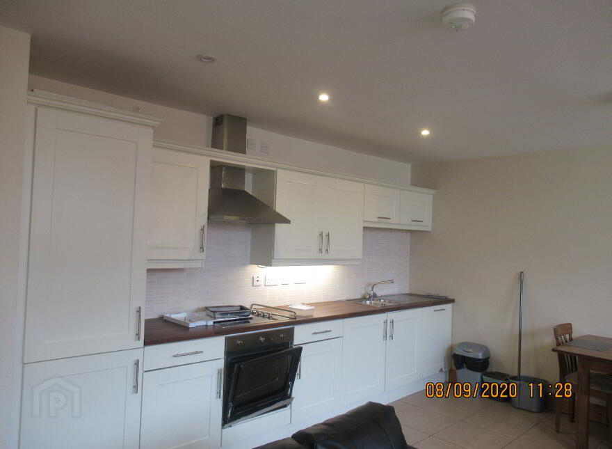 11, 81 Fitzroy Avenue, Belfast, BT7 1HX