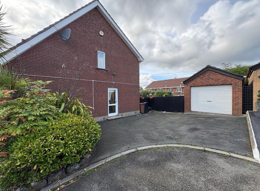 58 Briar Hill, Cairnshill Road, Belfast, BT8 6XW