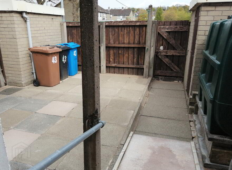 43 Parkhall Road, Antrim, BT41 1BU