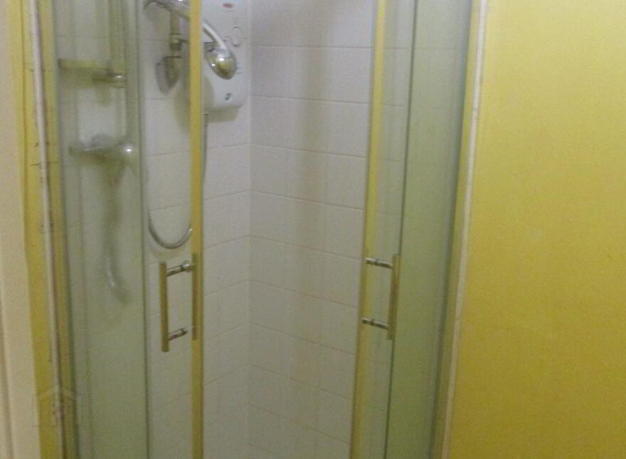 Upstairs Apartment, 34C Magdala Street, Queens Quarter, Belfast, BT7 1PU