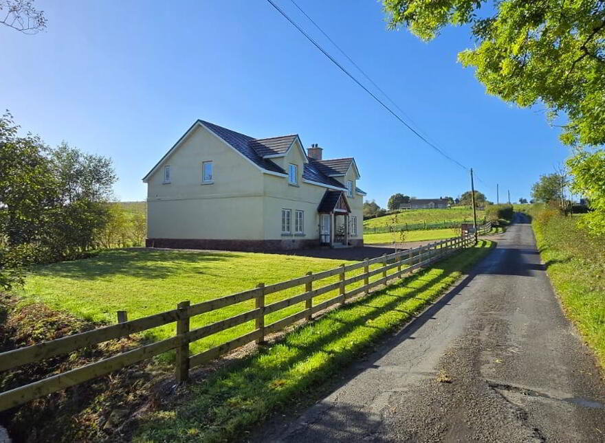 Carryglass Road, Fintona, Omagh, BT78 3PU