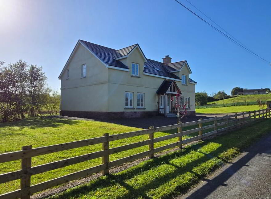 Carryglass Road, Fintona, Omagh, BT78 3PU