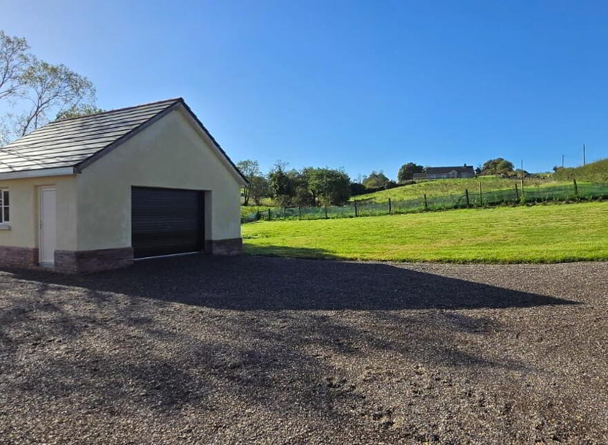 Carryglass Road, Fintona, Omagh, BT78 3PU