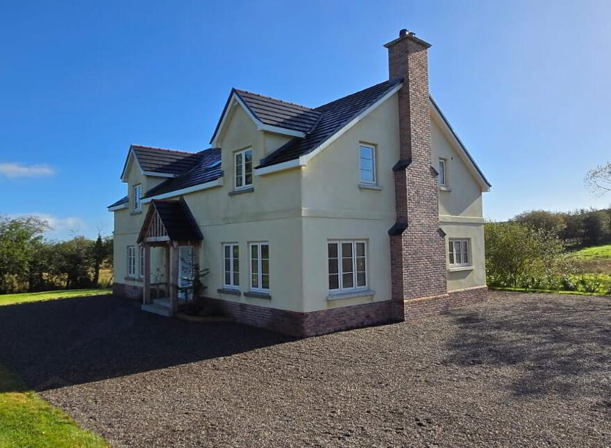 Carryglass Road, Fintona, Omagh, BT78 3PU