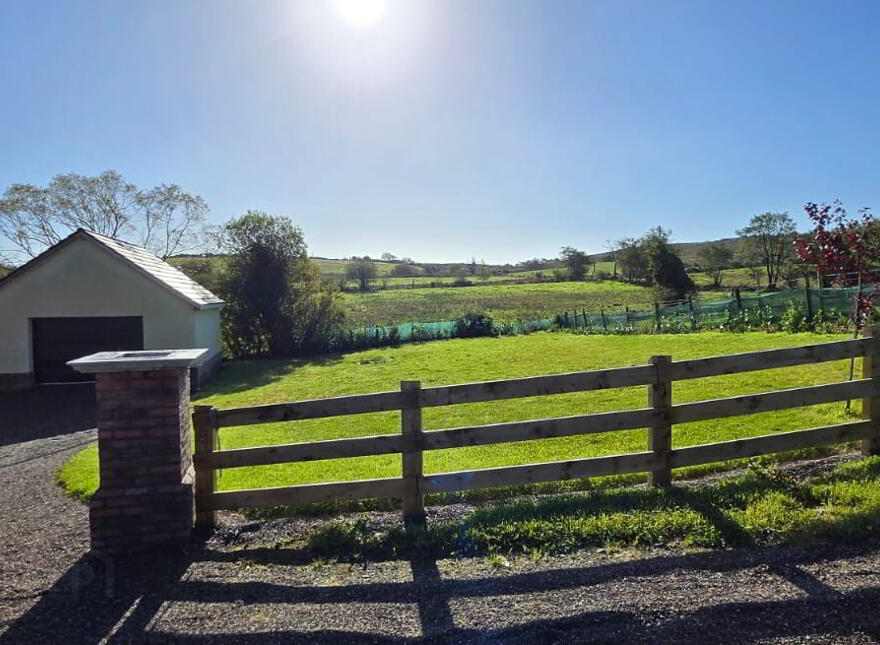 Carryglass Road, Fintona, Omagh, BT78 3PU