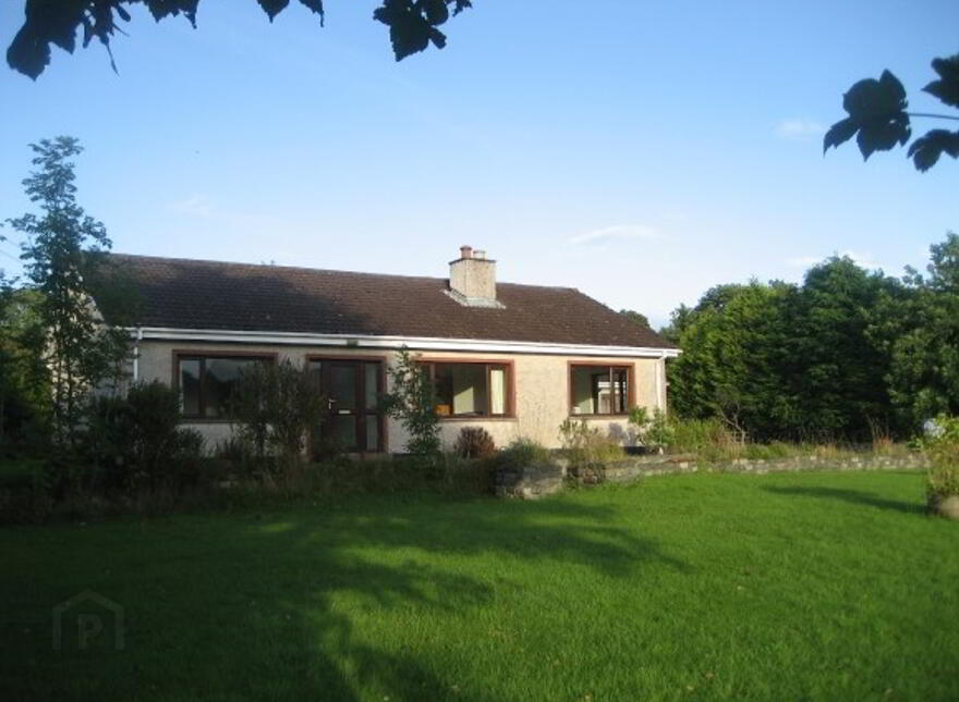 Drumsnade Road, Ballynahinch, BT24 8NG