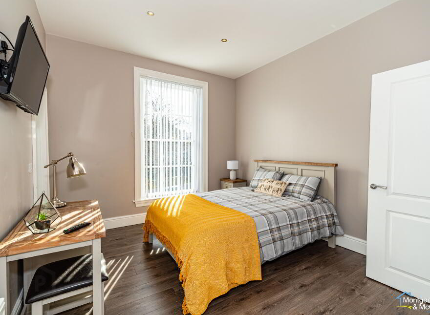 Room To Let, 20 Clarendon Street, Bills Included, Cityside, BT48 7ET