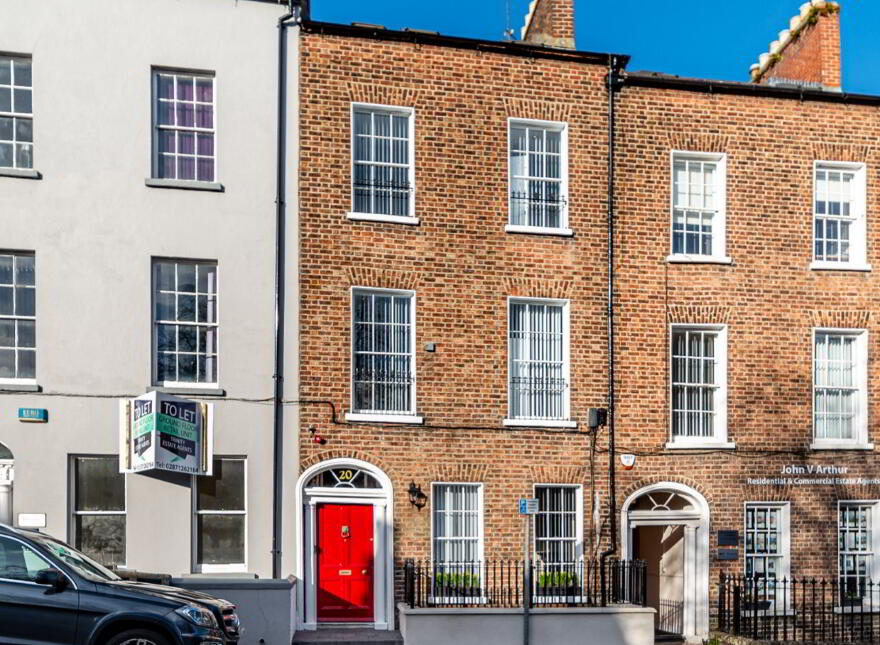 Room To Let, 20 Clarendon Street, Bills Included, Cityside, BT48 7ET