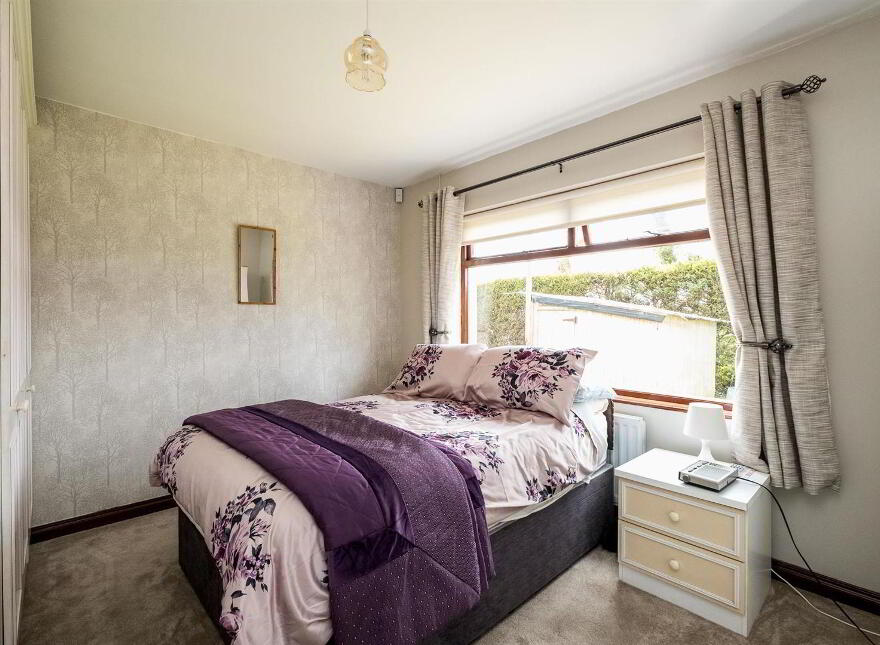 43 & 43a Peartree Road, Saintfield, BT24 8YB