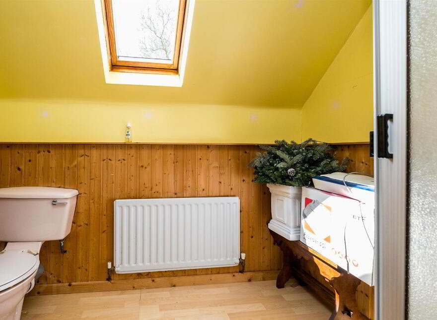 43 & 43a Peartree Road, Saintfield, BT24 8YB