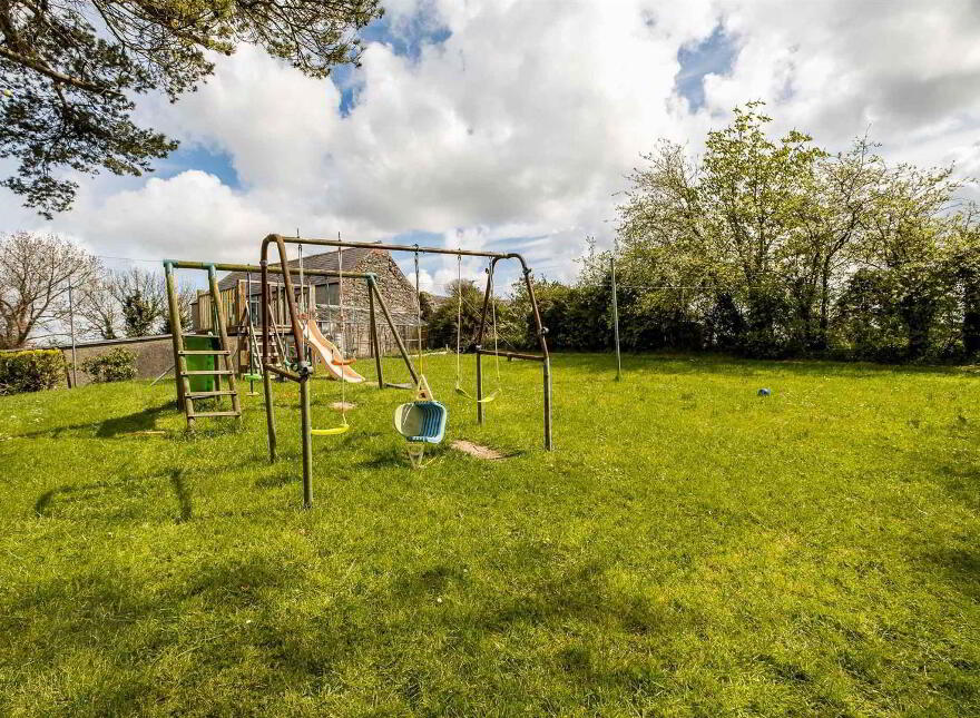 43 & 43a Peartree Road, Saintfield, BT24 8YB