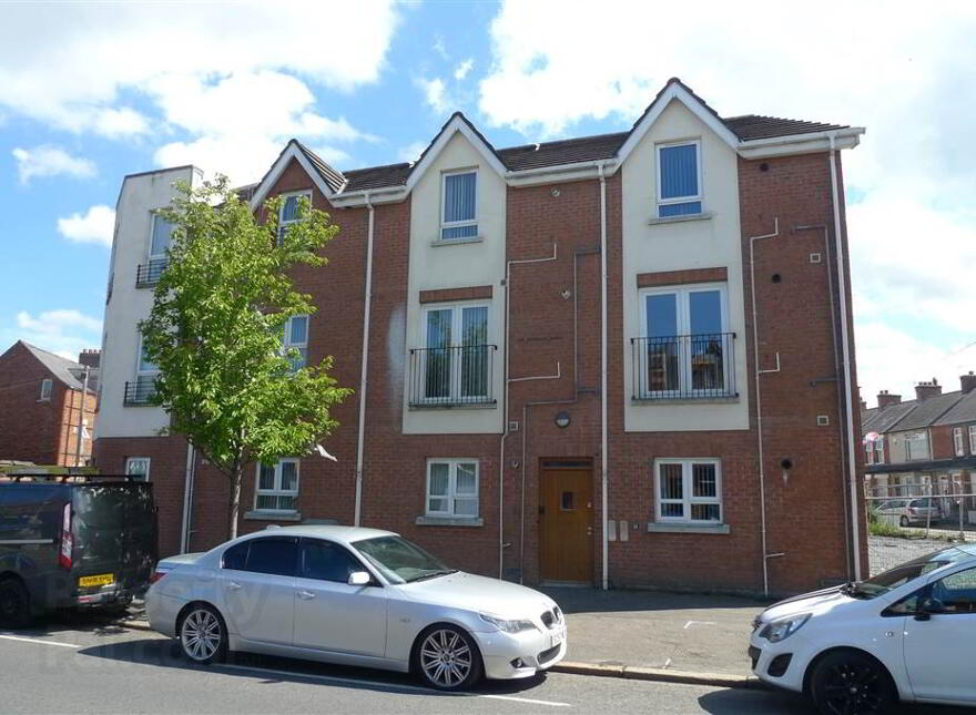Apt 10 367, Beersbridge Road, Belfast, BT5 5EF photo