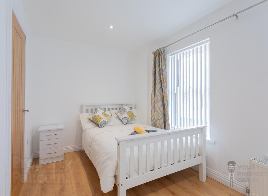 Room 5 342 Woodstock Road, Belfast, BT6 9DP photo