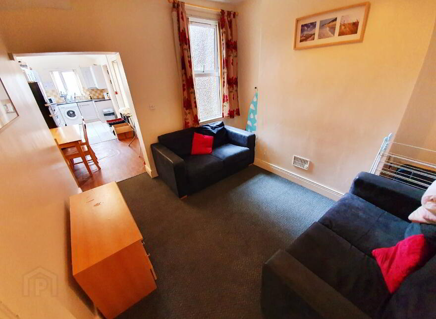 House For Rent, 61 Surrey St, Belfast, BT9 7FR