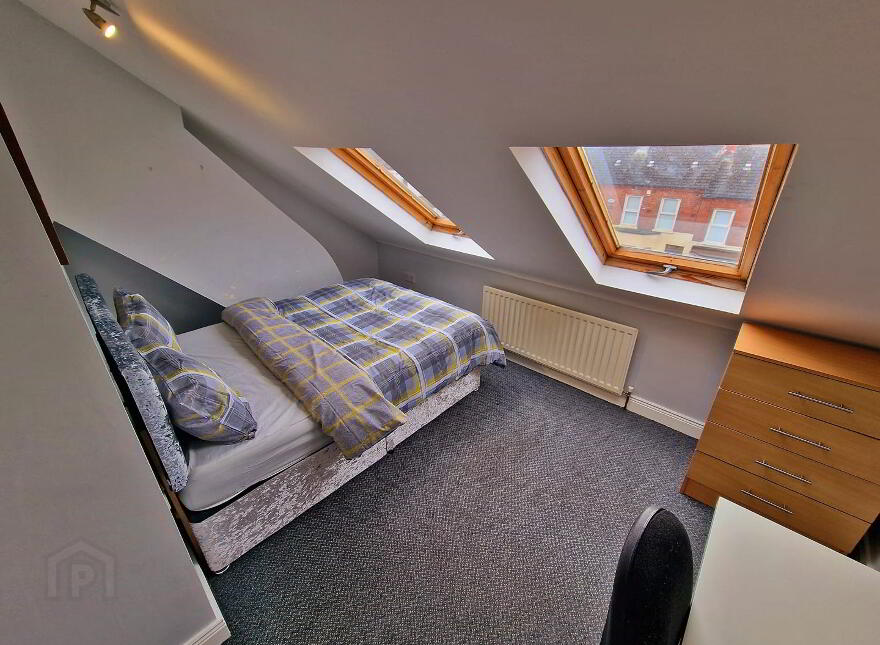 House For Rent, 61 Surrey St, Belfast, BT9 7FR