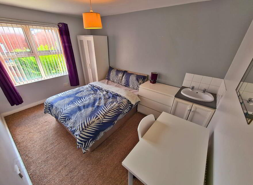 House For Rent, 25 Stranmillis Park, Belfast, BT9 5AU