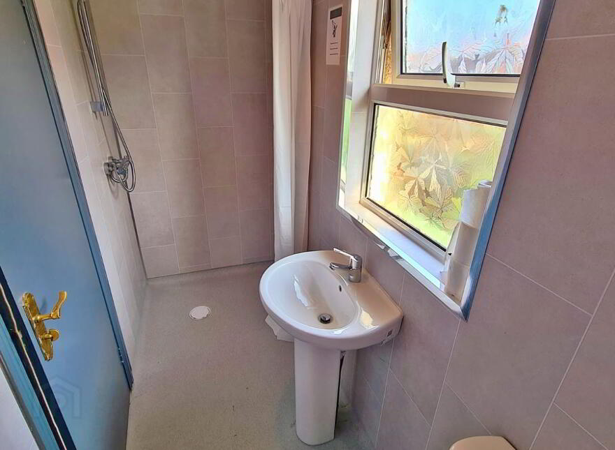 House For Rent, 25 Stranmillis Park, Belfast, BT9 5AU