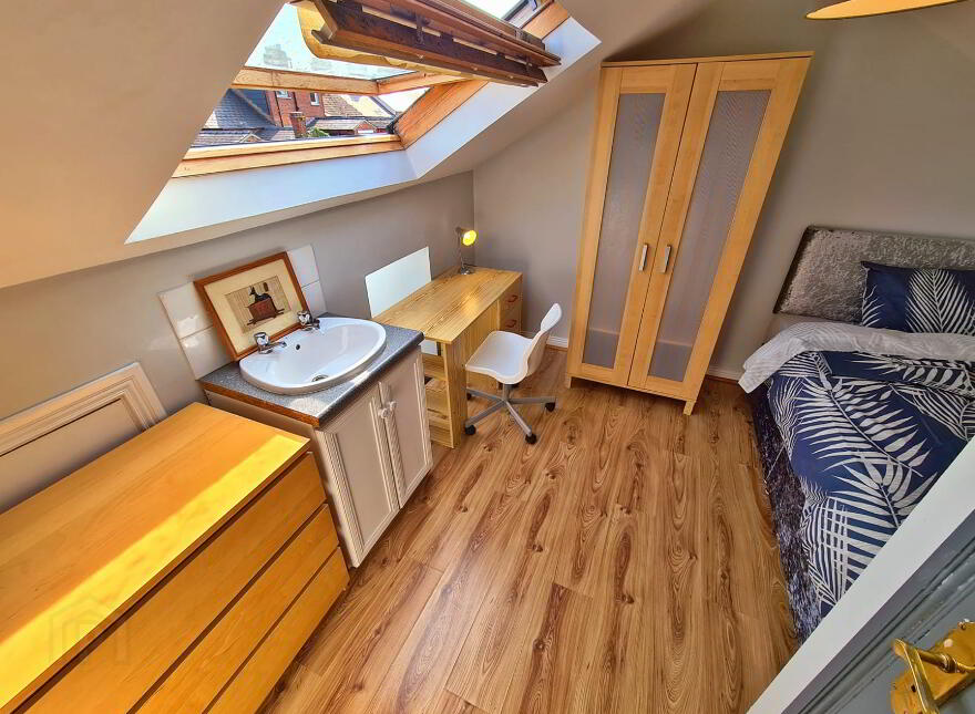 House For Rent, 25 Stranmillis Park, Belfast, BT9 5AU