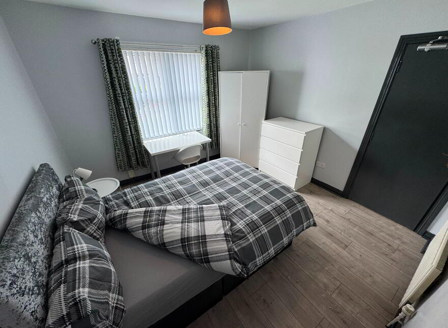 House For Rent, 25 Stranmillis Park, Belfast, BT9 5AU