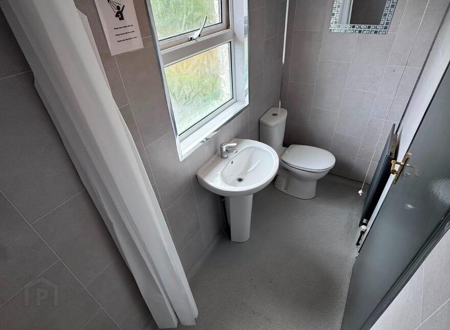 House For Rent, 25 Stranmillis Park, Belfast, BT9 5AU