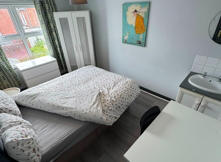 House For Rent, 25 Stranmillis Park, Belfast, BT9 5AU