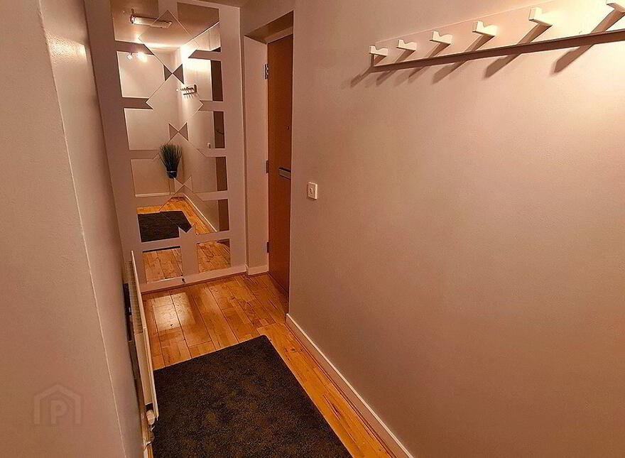 City Centre Apartment For Rent, 4 Shaftesbury Court, 8 Marcus Ward St, Belfast, BT7 1RY