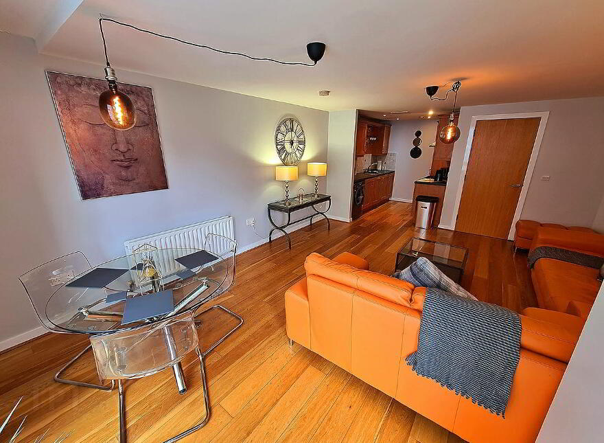 City Centre Apartment For Rent, 4 Shaftesbury Court, 8 Marcus Ward St, Belfast, BT7 1RY