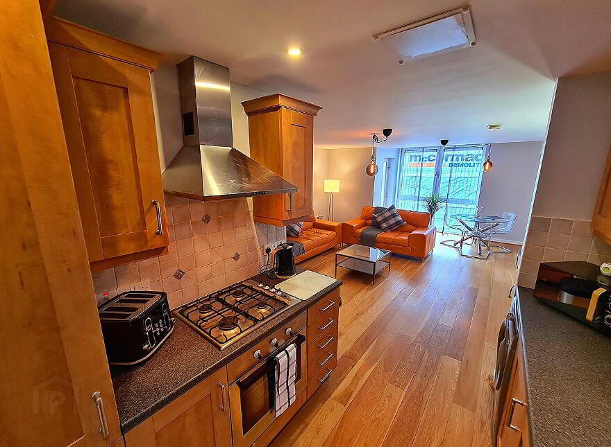 City Centre Apartment For Rent, 4 Shaftesbury Court, 8 Marcus Ward St, Belfast, BT7 1RY