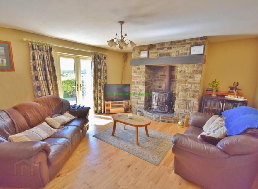 The Thatch Coolagown, Listowel, V31FV04
