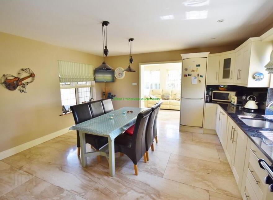 The Thatch Coolagown, Listowel, V31FV04