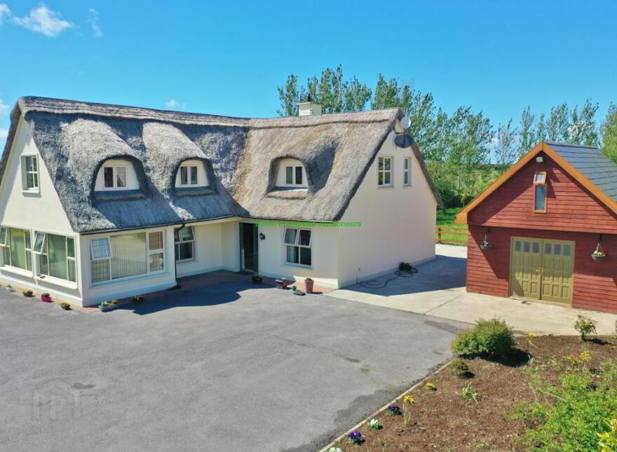 The Thatch Coolagown, Listowel, V31FV04