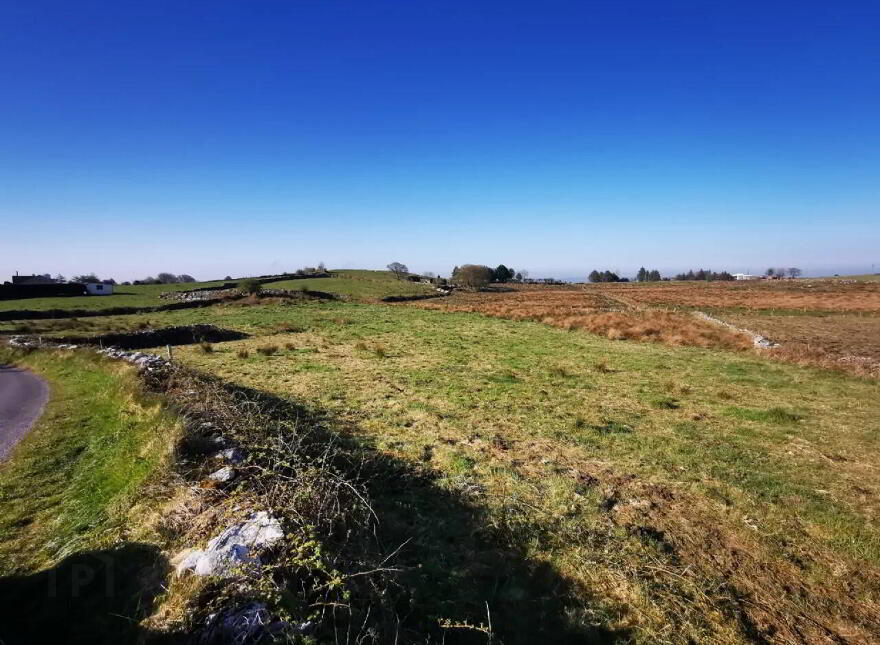 Tullynahoo, Midfield, Swinford