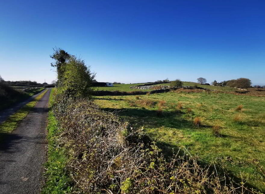 Tullynahoo, Midfield, Swinford