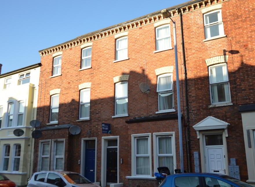 Flat 2-117 Wellesley Avenue, Belfast, BT9 6DH photo