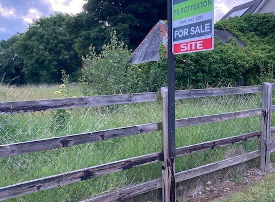 SITE - Ardbraccan photo