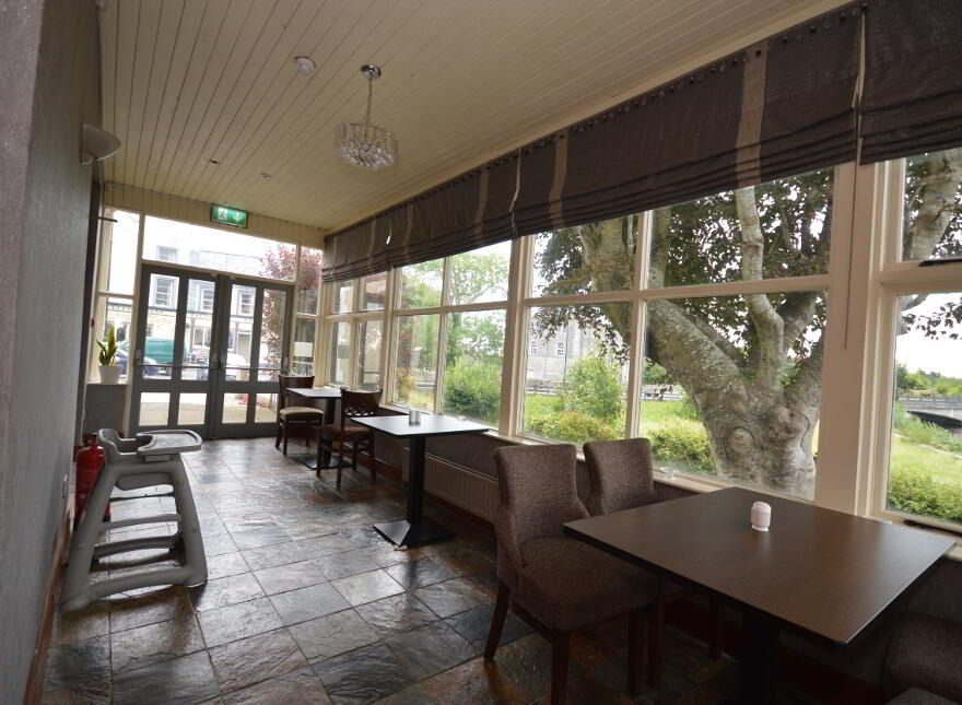 Glen Eden Hotel, 2 Main Street, Belleek, BT93 3FY