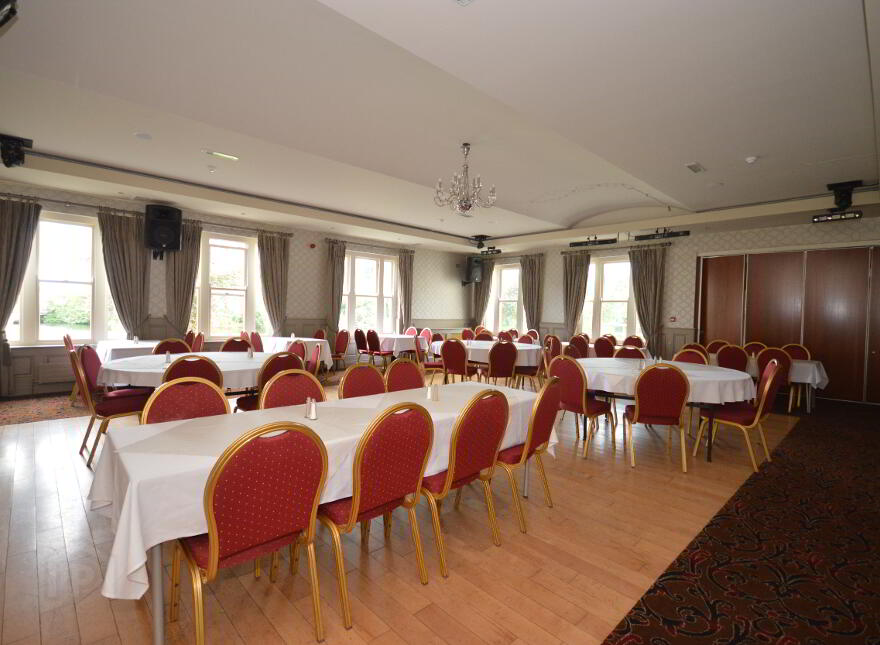 Glen Eden Hotel, 2 Main Street, Belleek, BT93 3FY