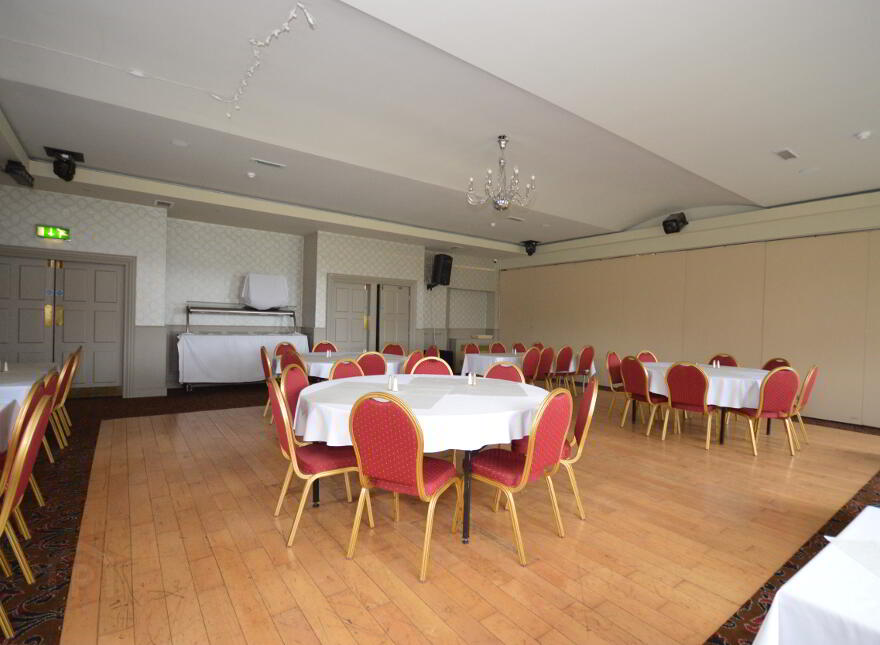 Glen Eden Hotel, 2 Main Street, Belleek, BT93 3FY