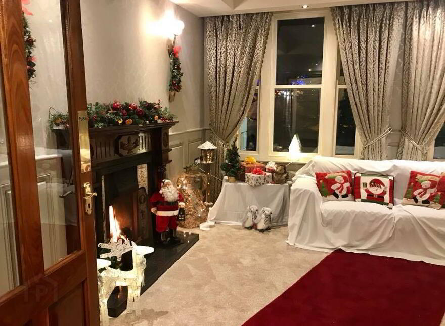 Glen Eden Hotel, 2 Main Street, Belleek, BT93 3FY