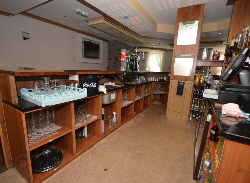Glen Eden Hotel, 2 Main Street, Belleek, BT93 3FY