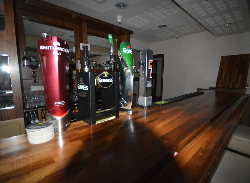 Glen Eden Hotel, 2 Main Street, Belleek, BT93 3FY