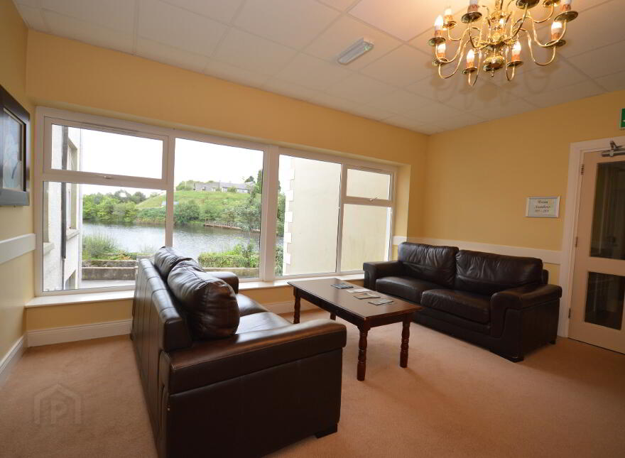 Glen Eden Hotel, 2 Main Street, Belleek, BT93 3FY