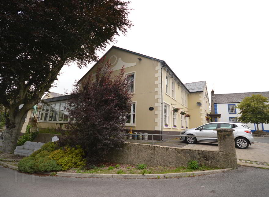 Glen Eden Hotel, 2 Main Street, Belleek, BT93 3FY