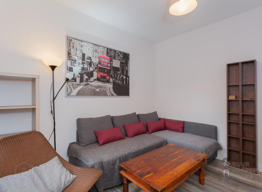 104 Tates Avenue, Belfast, BT9 7BZ